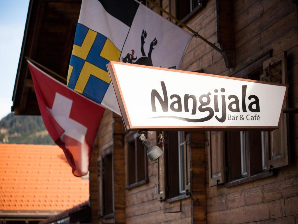Nangijala Hostel Disentis Exteriör bild